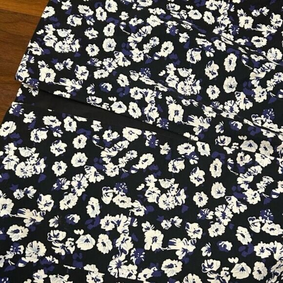 Express women’s floral‎ blue pencil skirt size 10 - Picture 5 of 8